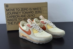 Tênis Nike Air Max 90 Terrascape Fuel Orange