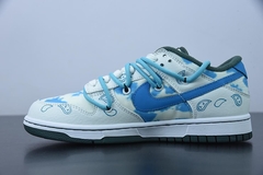 Tênis Nike Dunk Low na internet