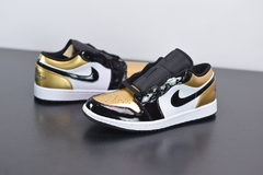 Tênis Jordan 1 Low Gold Toe