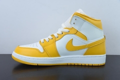 Tênis Jordan 1 Mid University Gold na internet