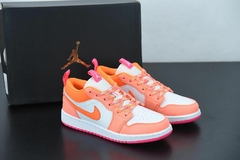 Tênis Jordan 1 Low Utility Crimson Pulse
