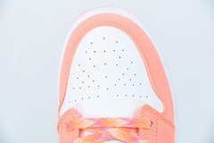 Tênis Jordan 1 Low Utility Crimson Pulse - loja online