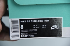 Tênis Nike Dunk Low na internet