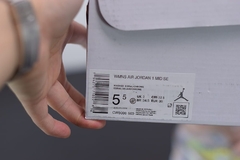 Tênis Jordan 1 Mid SE P(HER)SPECTIVE