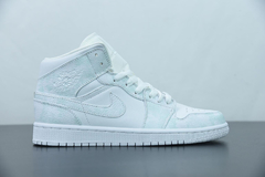 Tênis Jordan Mid Triple White - comprar online