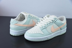 Tênis Nike Dunk Low Barely Green
