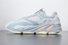 Tênis Adidas Yeezy Boost 700 Inertia na internet