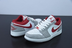 Imagem do Tênis Jordan 1 Low SE Light Smoke Grey Gym Red