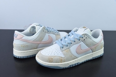 Imagem do Tênis Nike Dunk Low Easter