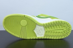 Tênis Nike SB Dunk Low Green Apple