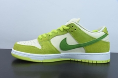 Tênis Nike SB Dunk Low Green Apple na internet