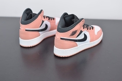 Imagem do Tênis Jordan 1 Mid Pink Quartz