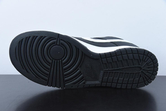 Tênis Nike Dunk Low Black White