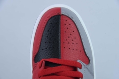 Tênis Jordan 1 Low SE Homage Split Gym Red Cement Grey - Loja Princípios
