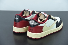Imagem do Tênis Jordan 1 Retro Low OG SP Travis Scott