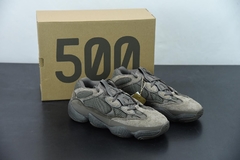 Tênis Adidas Yeezy 500 Clay Brown