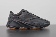 Tênis Adidas Yeezy Boost 700 Utility Black - comprar online