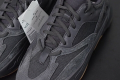 Tênis Adidas Yeezy Boost 700 Utility Black - Loja Princípios
