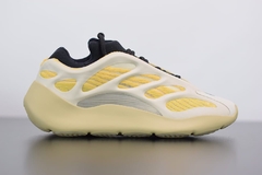 Tênis Adidas Yeezy 700 V3 Safflower - comprar online