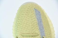 Tênis Adidas Yeezy Boost 350 V2 Marsh
