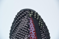 Tênis Adidas Yeezy Boost 350 V2 Yecheil (Reflective) - loja online