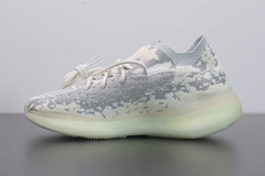 Tênis Adidas Yeezy Boost 380 Alien na internet