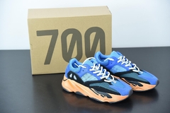 Tênis Adidas Yeezy Boost 700 Bright Blue
