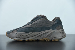 Tênis Adidas Yeezy Boost 700 V2 Mauve na internet