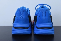 Imagem do Tênis Adidas Yeezy Boost 700 Hi-Res Blue