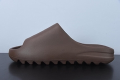 Chinelo Adidas Yeezy Slide Flax na internet