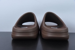 Imagem do Chinelo Adidas Yeezy Slide Flax