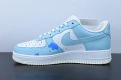 Tênis Nike Air Force 1 Low LV8 Light Blue Love na internet