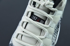 Tênis Jordan 11 Retro Low Snake Light Bone - Loja Princípios