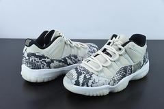 Tênis Jordan 11 Retro Low Snake Light Bone