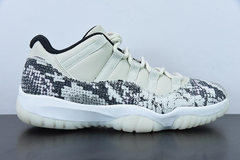 Tênis Jordan 11 Retro Low Snake Light Bone - comprar online