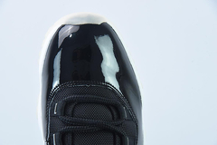 Imagem do Tênis Jordan 11 Retro Jubilee 25th Anniversary