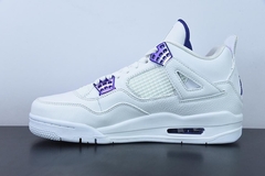 Tênis Jordan 4 Retro Metallic Purple na internet