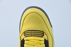 Imagem do Tênis Jordan 4 Retro Lightning