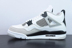 Tênis Jordan 4 Retro Military Black na internet