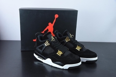 Tênis Jordan 4 Retro Royalty