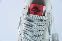 Tênis Nike Air Force 1 Low AKIRA - loja online