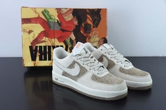 Tênis Nike Air Force 1 Low AKIRA