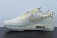 Tênis Nike Air Max 90 Terrascape Light Bone na internet