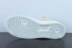 Tênis Nike Air Force 1 Mid '07 KAWS x Nike - comprar online