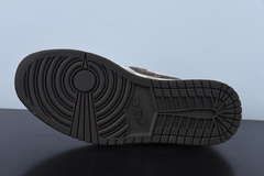 Imagem do Tênis Jordan 1 Retro Low OG SP Travis Scott x Louis Vuitton