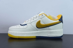 Tênis Nike Air Force 1 Low Corona Cream White Dark Blue Yellow na internet