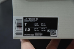 Tênis Nike Air Force 1 Low '07 QS Milk White Fog Blue