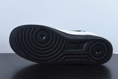 Tênis Nike Air Force 1 Low