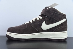Tênis Nike Air Force 1 Mid '07 QS Chocolate na internet