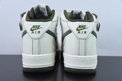Imagem do Tênis Nike Air Force 1 Mid '07